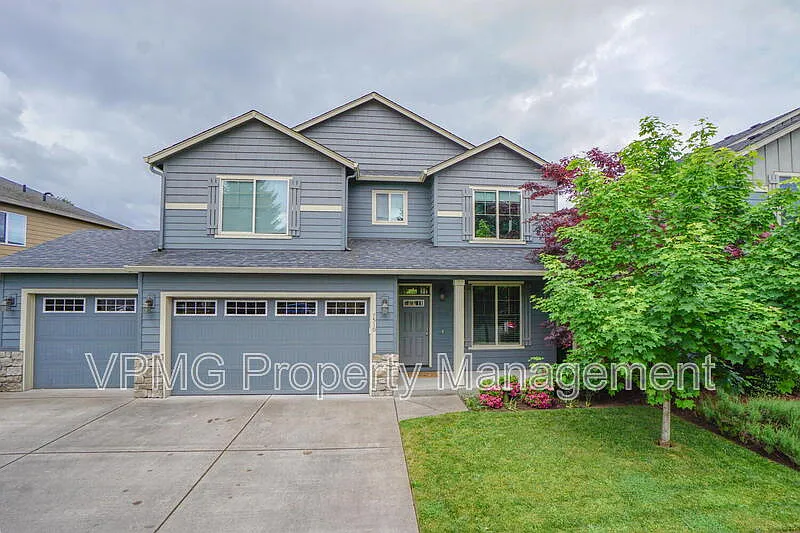4 bed, 2.5 bath, 2028 sqft, $3,495 — Photo 1