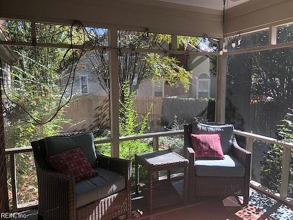 3rd image of 526 Wittington Dr