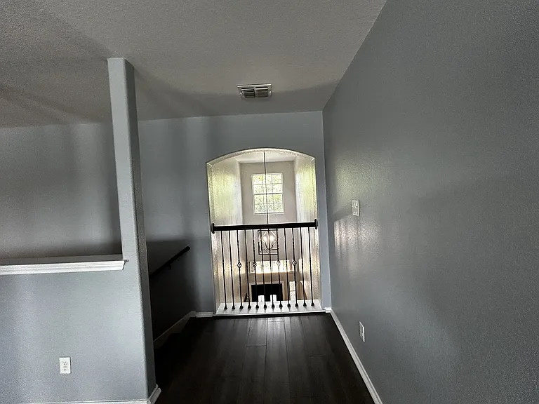 12118 Lamar Brg — Photo 20