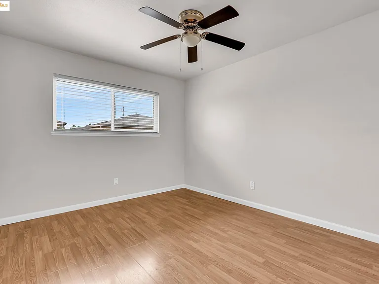 1209 Tulip Dr #1209 — Photo 40