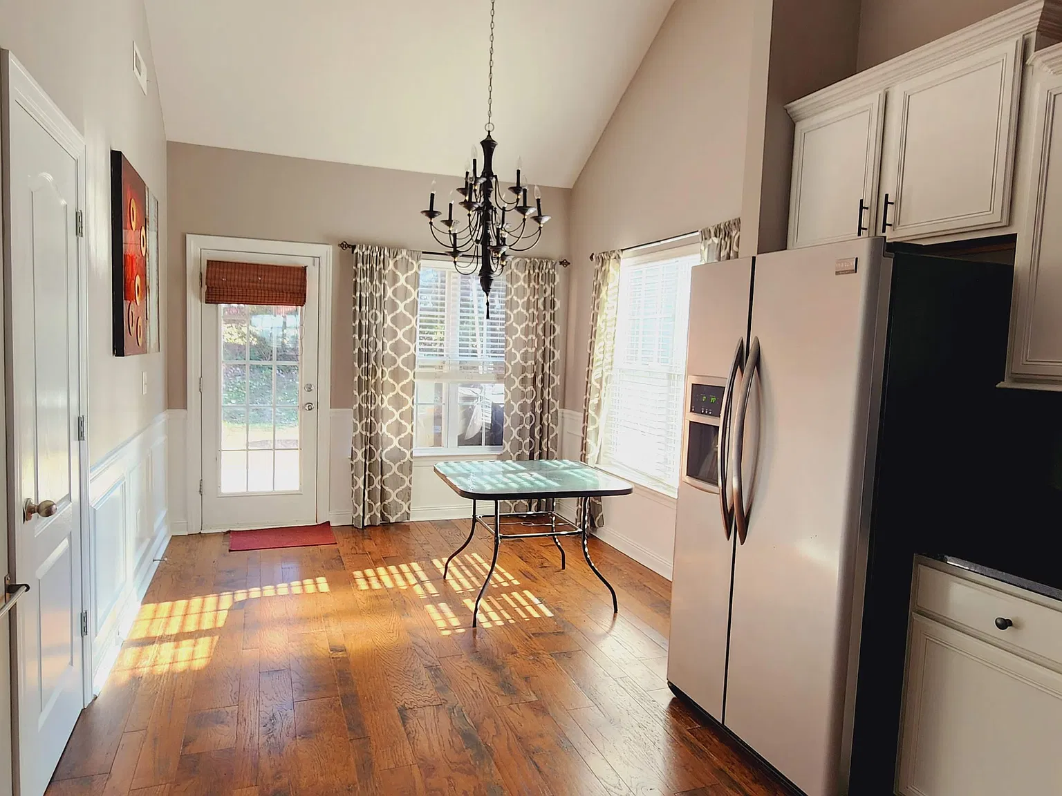 3 bed, 2141 sqft, $2,500 — Photo 4