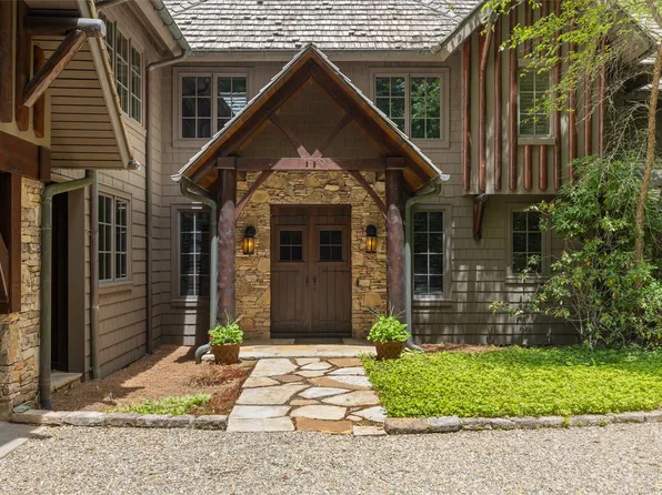 2141 Upper Divide Road, Highlands, NC 28741