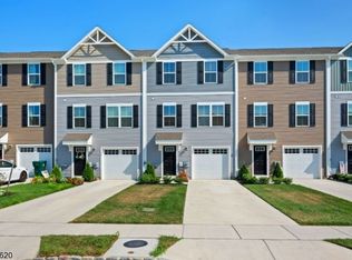 32 Burr St, Williamstown, NJ 08094