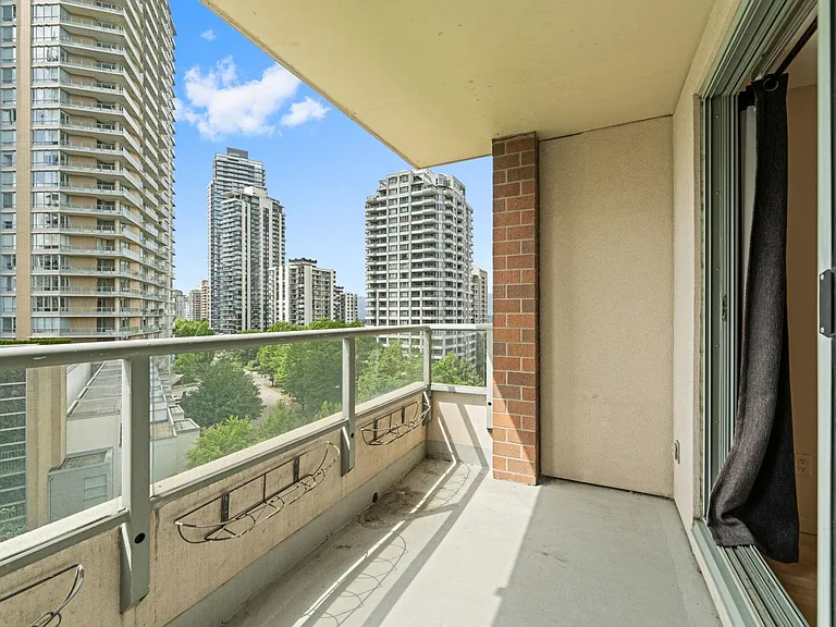 4888 Hazel St #902 — Photo 13