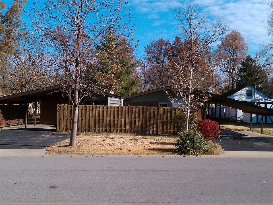 1st image of 6 Carlin Dr #A