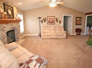 318 Ruth Ann Dr, O'Fallon, MO 63368