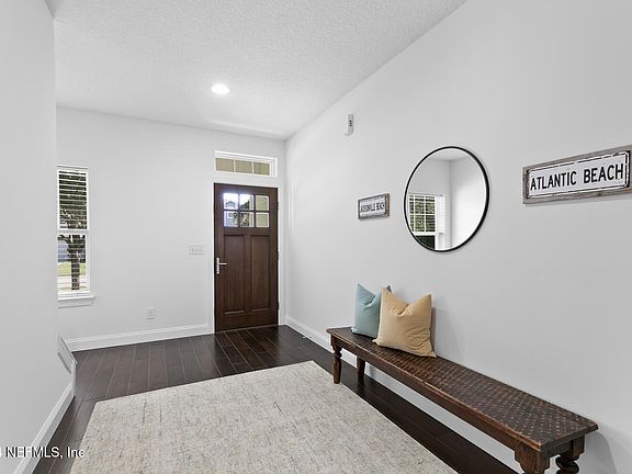 3rd image of 3112 HORN Court
