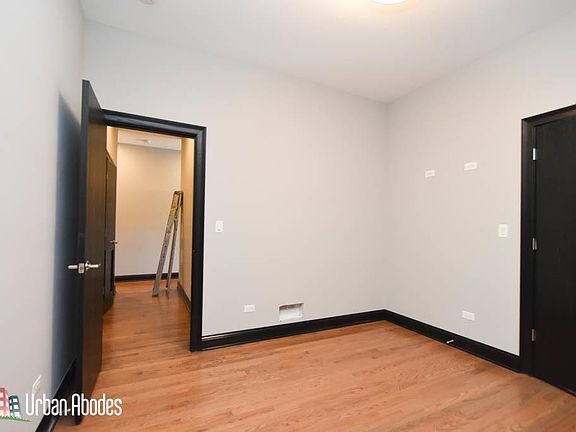 2nd image of 4326 N Ashland Ave #Ua2