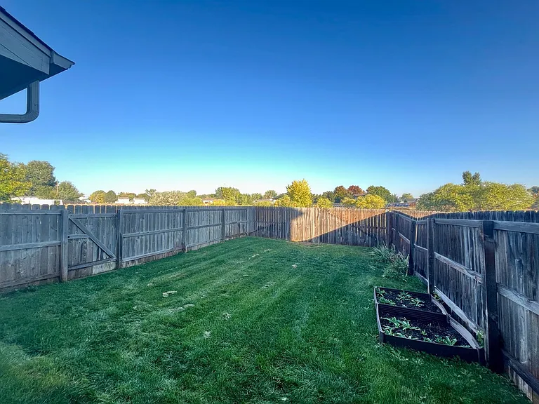 3115 Swan Point Dr — Photo 13