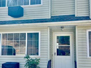 Mountain Ridge, Torrington, CT 06790