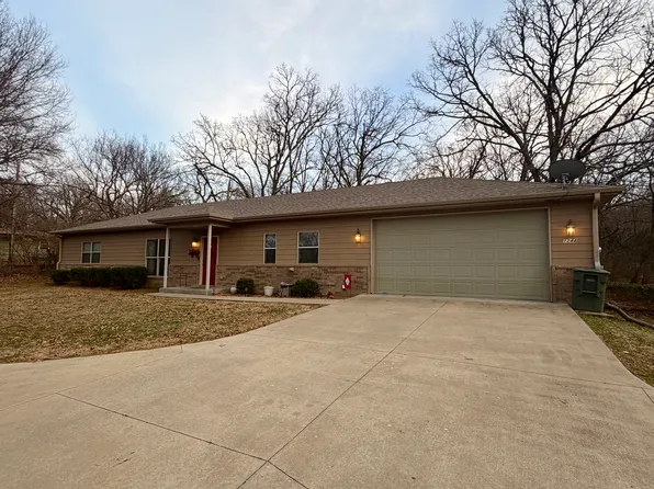 1240 N Lewis Ave, Fayetteville, AR 72703