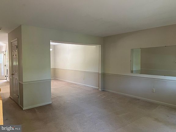 4th image of 3576 Windridge Dr