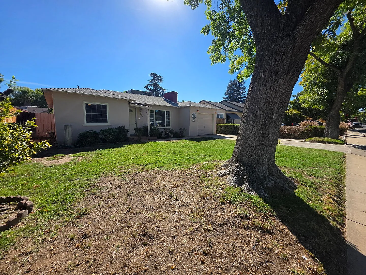 Charming 2-Bedroom Home in Modesto! — Photo 4