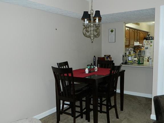 4th image of 460 Eastley Ct APT 2