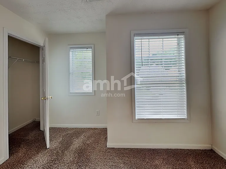 4305 Windale Dr — Photo 18