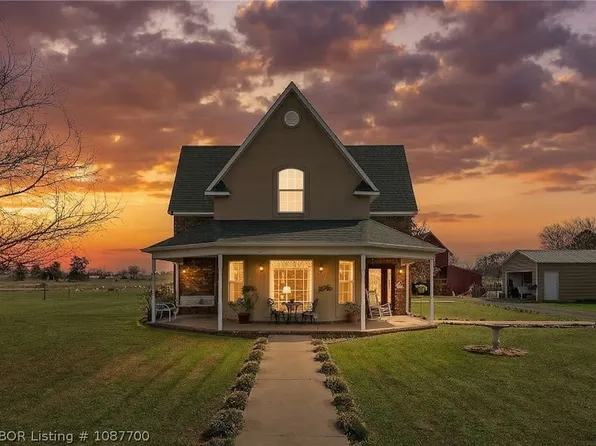 12800 James Fork Rd, Hartford, AR 72938