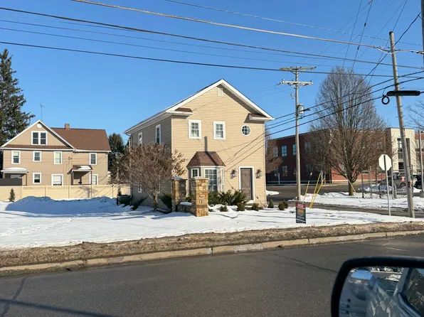 295 Linden St, Meadville, PA 16335