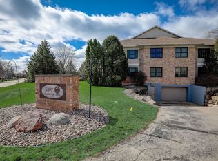 5397 Blue Bill Park Dr APT 2, Waunakee, WI 53597