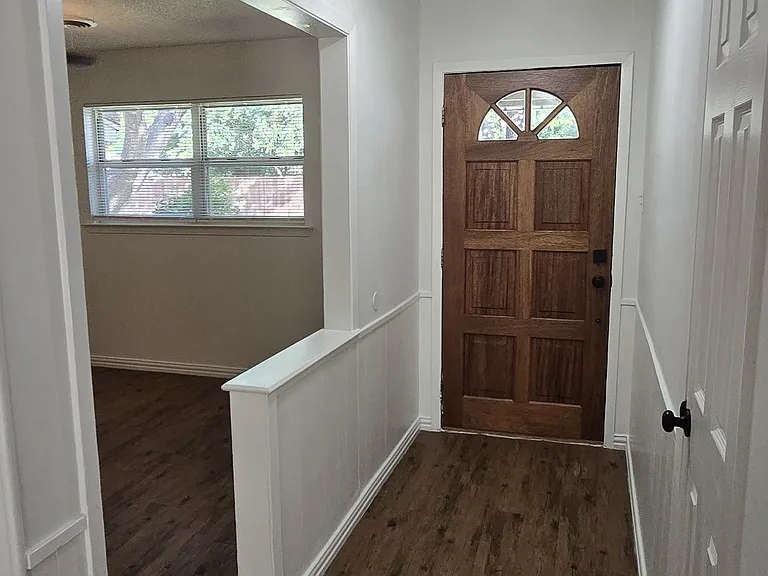 412 Jones St — Photo 5