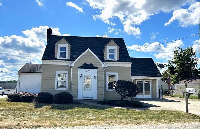 1st image of 120 El Villa Way