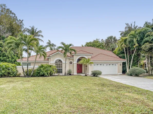 1248 Lake Breeze Dr, Wellington, FL 33414