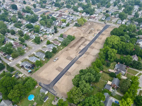 Homes Available Soon, Townes of Lincoln Village