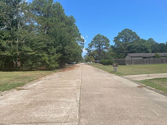 4th image of 2400 Briargate Dr