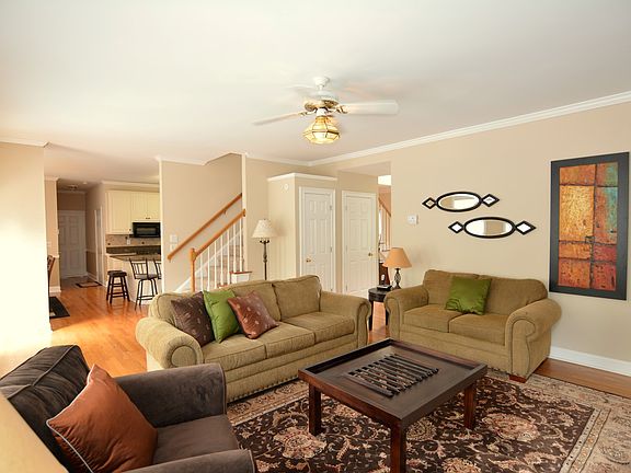 5th image of 1080 Parkland Run SE