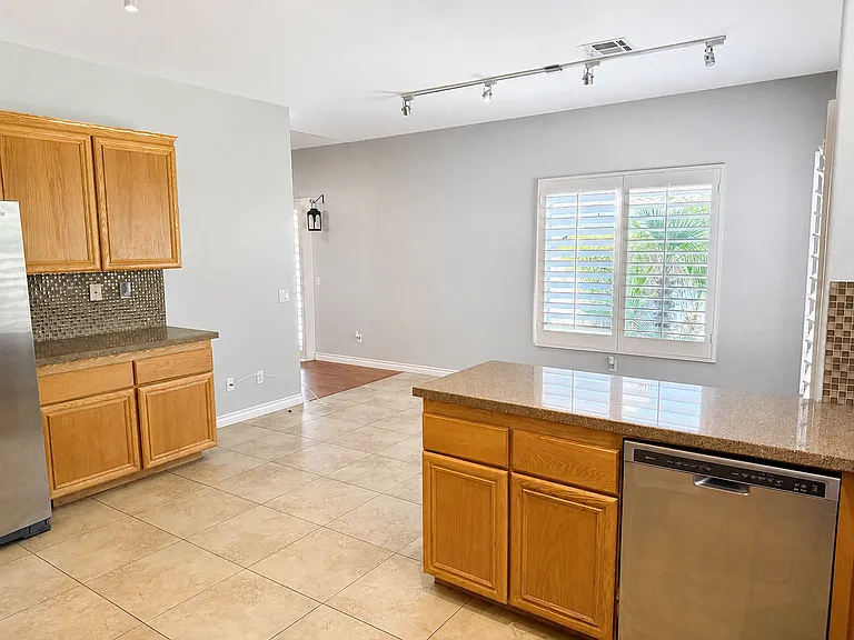 78724 Como Ct — Photo 7