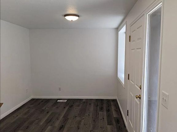 5th image of 537 N 200 W