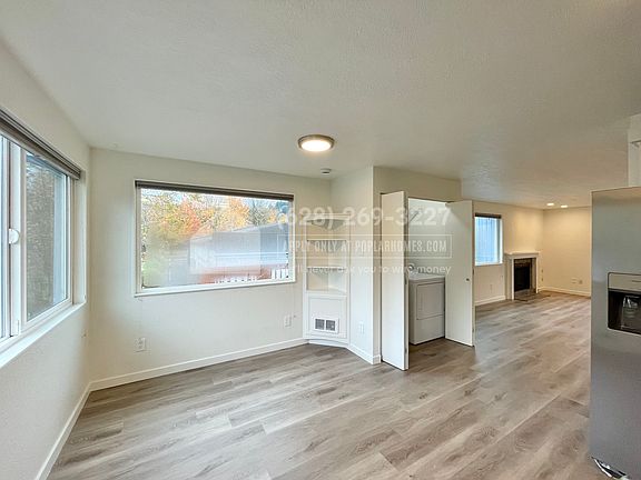5th image of 760 2nd Ave NW
