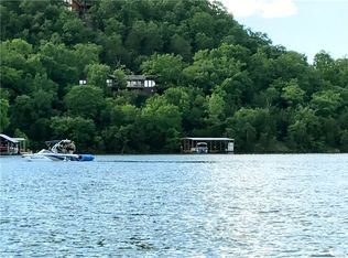 977 Lakeshore Dr, Eureka Springs, AR 72631