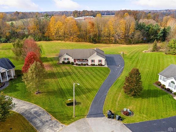 3rd image of 401 Limerick Dr
