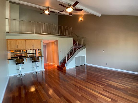 2nd image of 707 Fathom Dr APT 208