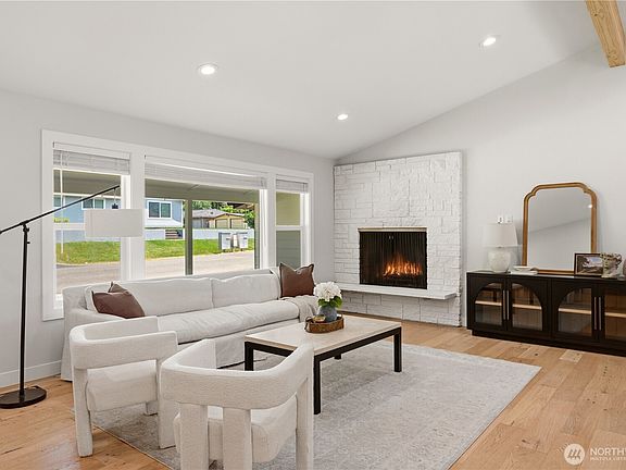 3rd image of 707 11th Avenue