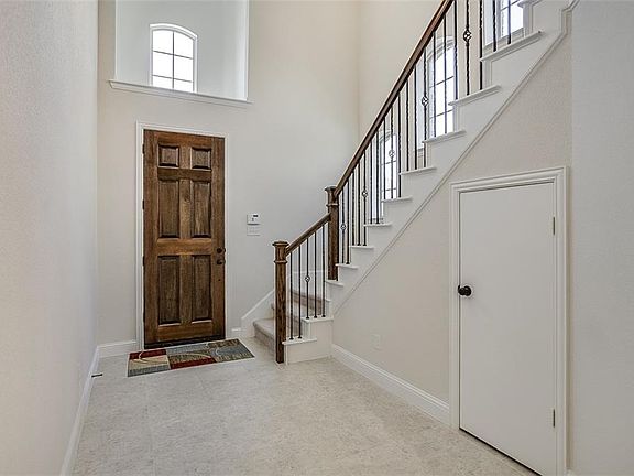 3rd image of 509 Palamedes St