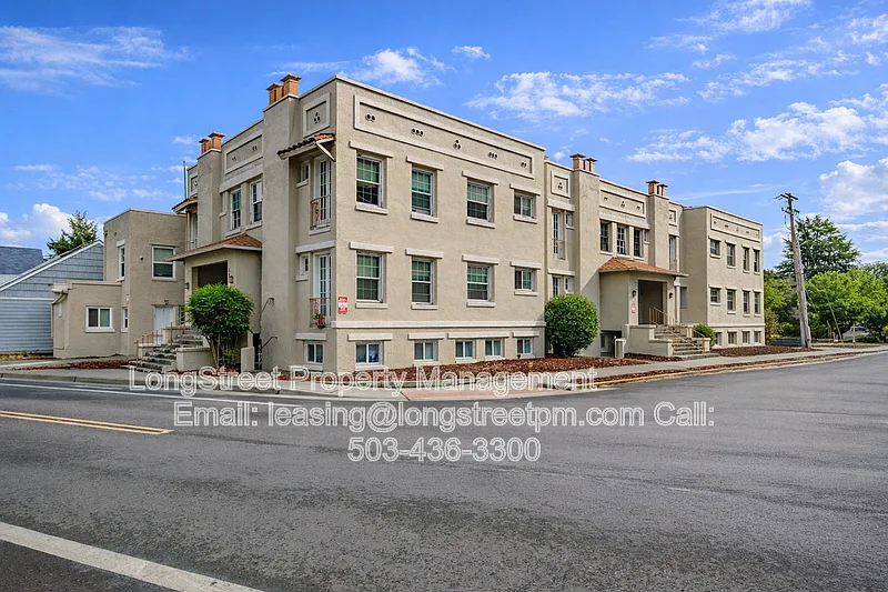 1 bed, 1.0 bath, 600 sqft, $1,349 — Photo 2