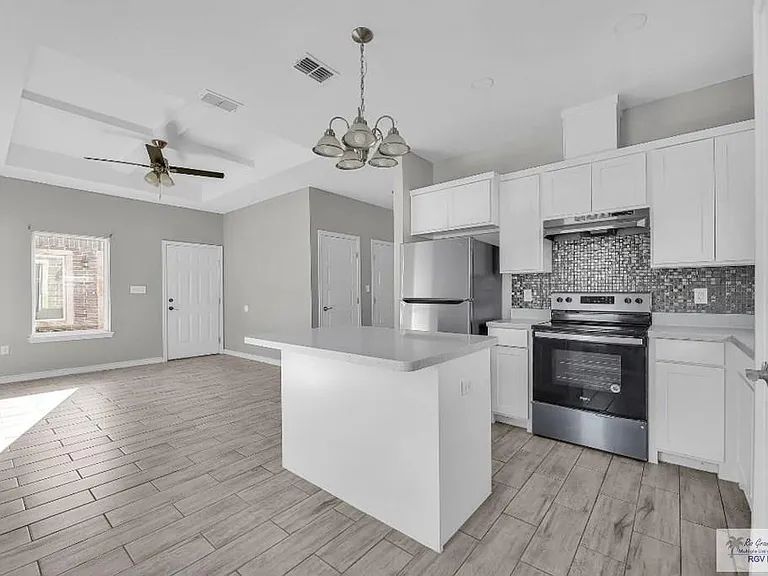 2713 Primrose Ave #A1 — Photo 6