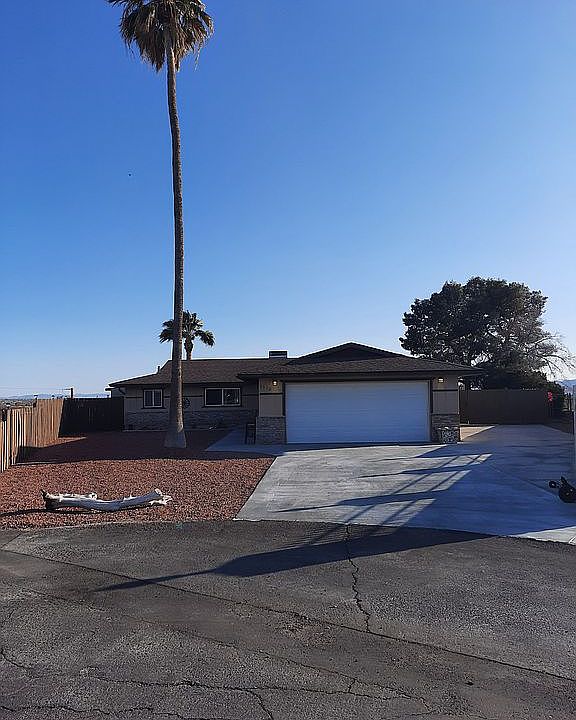 1st image of 1312 Hummingbird Pl