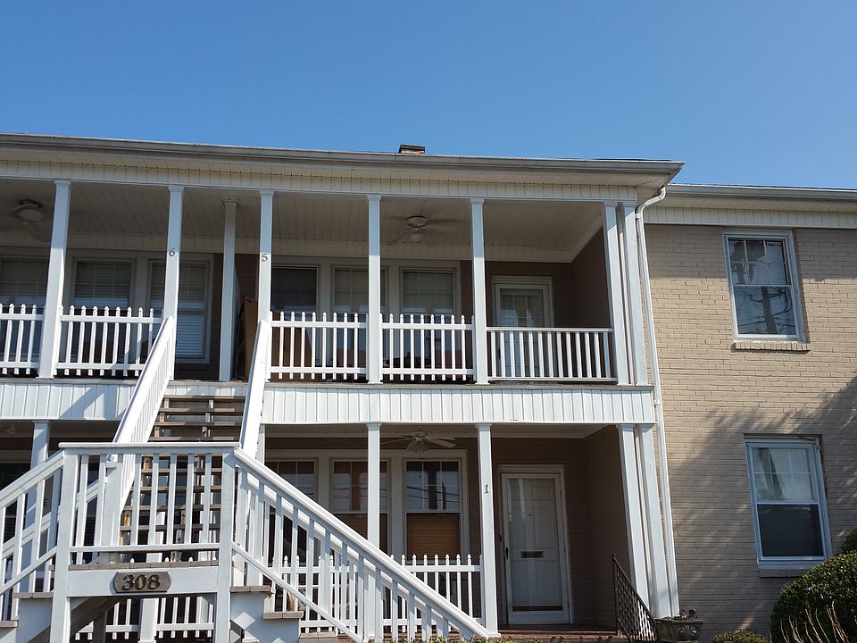 Right upstairs unit
