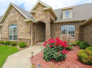 6109 Noble St, Rogers, AR 72758