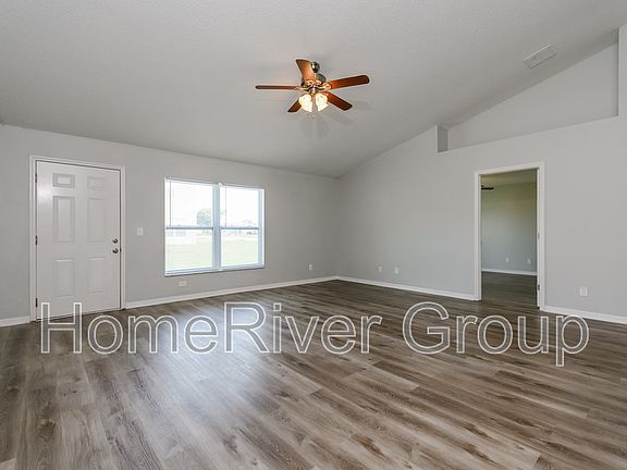5th image of 702 Cockatoo Ct