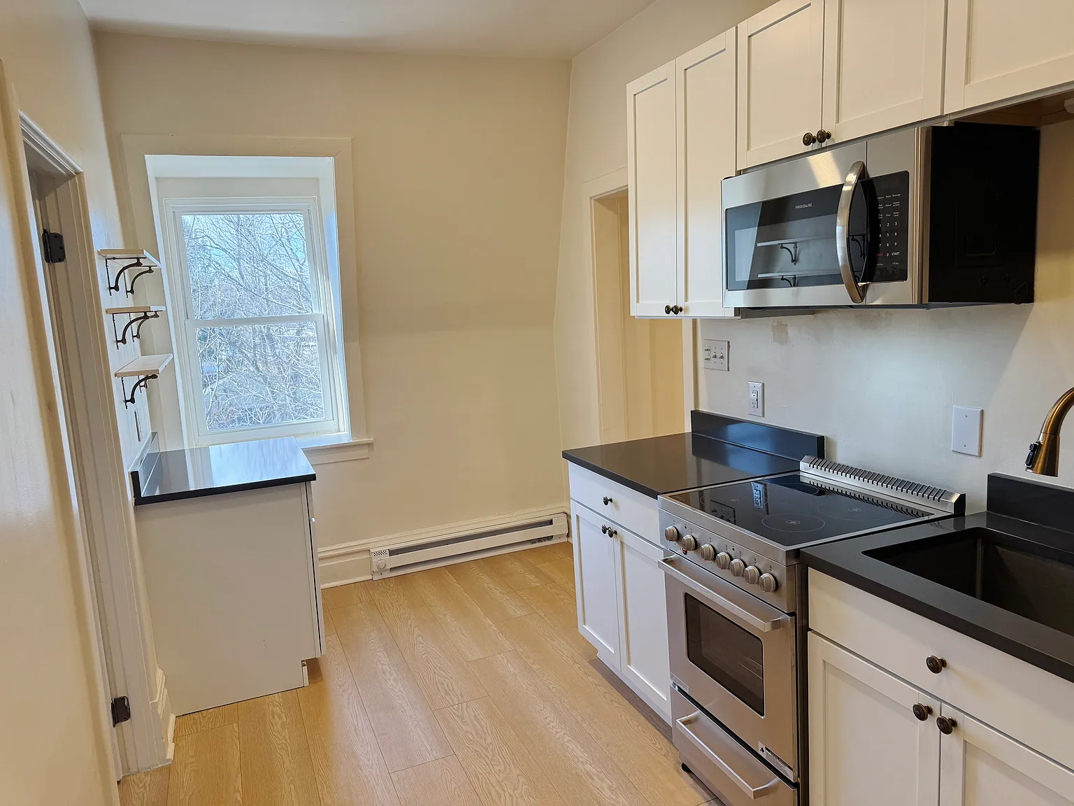 2 bed, 1750 sqft, $1,175 — Photo 4