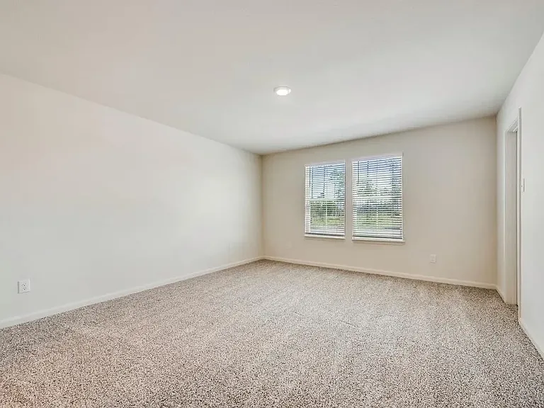 1224 Parker Dr — Photo 9