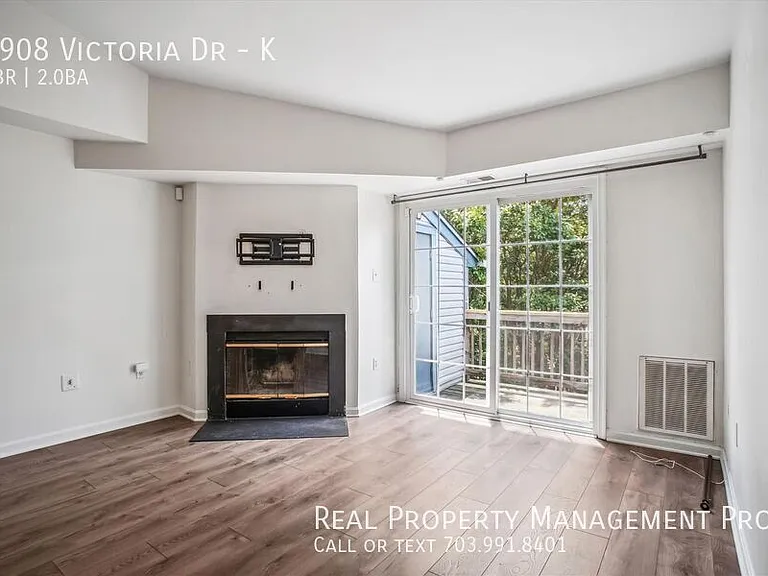 6908 Victoria Dr #K — Photo 13