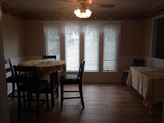 3rd image of 308 Bonnie Ln