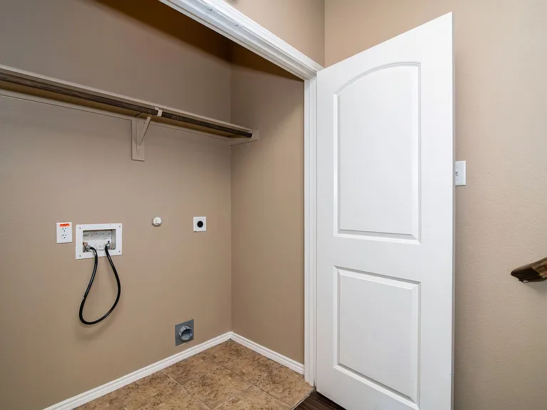 1430 Piedmont Dr — Photo 31