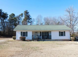 165 Melvin Hill Rd, Campobello, SC 29322