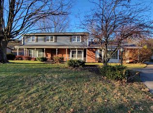 15655 Windingbrook Dr, Mishawaka, IN