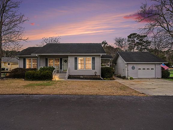 2nd image of 9455 Timber Row